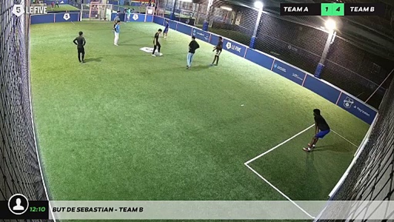 But de Sebastian - Team B