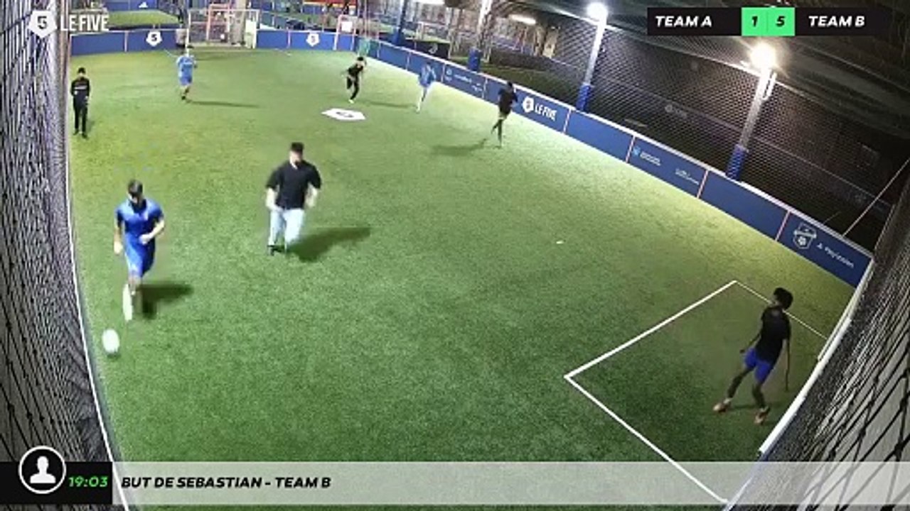 But de Sebastian - Team B