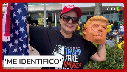 Manifestante vestida de Trump em ato bolsonarista é socióloga e revela já ter votado no PT