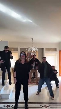 Γη της Ελιάς: Γκερέκου, Ιορδανίδης και Κουλουκάκου όπως δεν τους έχετε ξαναδεί