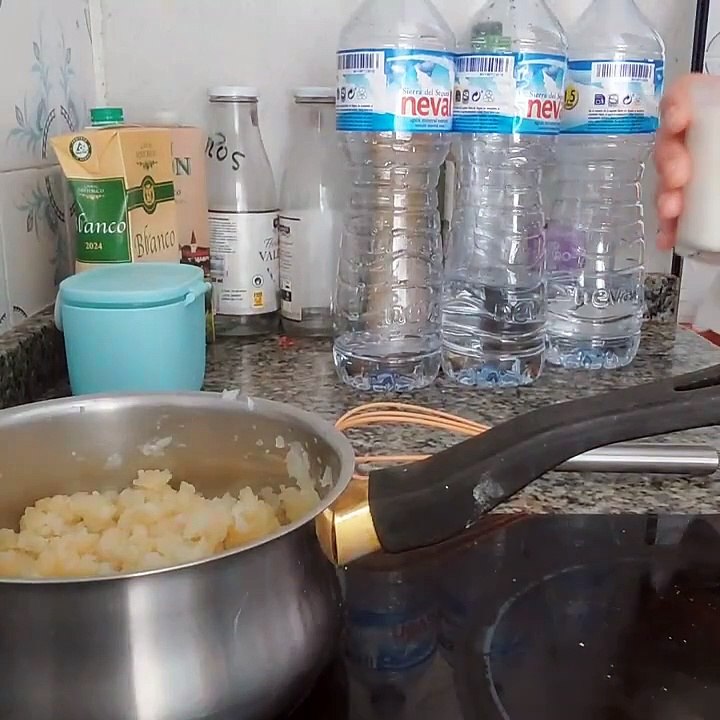 Croquetas de pollo 🍗  de las sobras del cocido.  espectacular 👌 😋