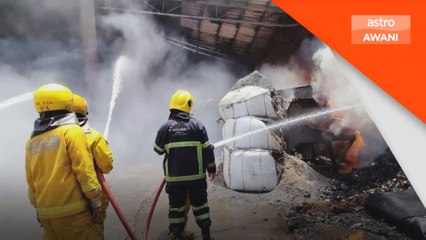 Kilang kitar semula musnah dalam kebakaran di Bukit Mertajam