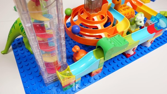 Spiral Tracks and Dinosaur Mouths [Blocks And Marbles]