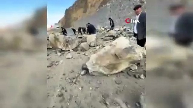 Sarıkamış-Kağızman yolunda heyelan