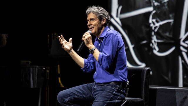 Luca Barbarossa all'Auditorium con «Cento storie per cento canzoni»: musica, aneddoti e racconti