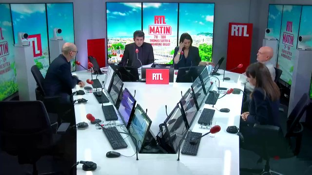 FRANÇOIS LENGLET - Maintenant c'est une certitude : François Bayrou n'a jamais cru au conclave sur les retraites