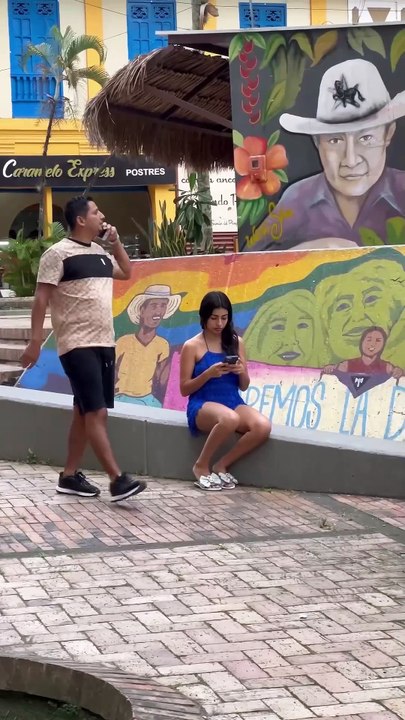 El celular eléctrico⚡️😂#shortvideo #funny #comedia #viralvideo #prank #prank #humor #video #short