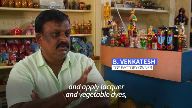 Indian artisans keep traditional toymaking alive