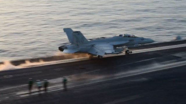 Les Etats-Unis frappent les Houthis au Yémen qui ripostent : l'escalade militaire en images