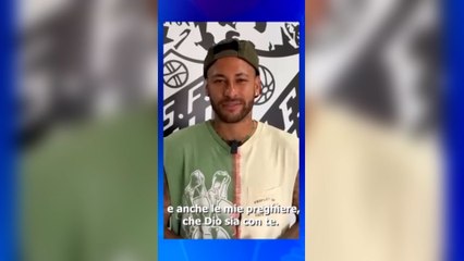 Neymar, Pirlo, Muniain... el mundo del fútbol se vuelca con el papa Francisco