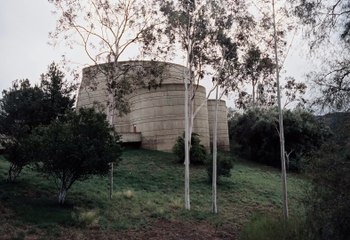 Rari - Peso Pluma 🎶 Official Music Video