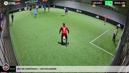 But de Jonathan L - Les Collegues