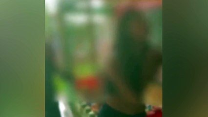 Mãe de aluna se revolta e mete a porrada em diretora de creche