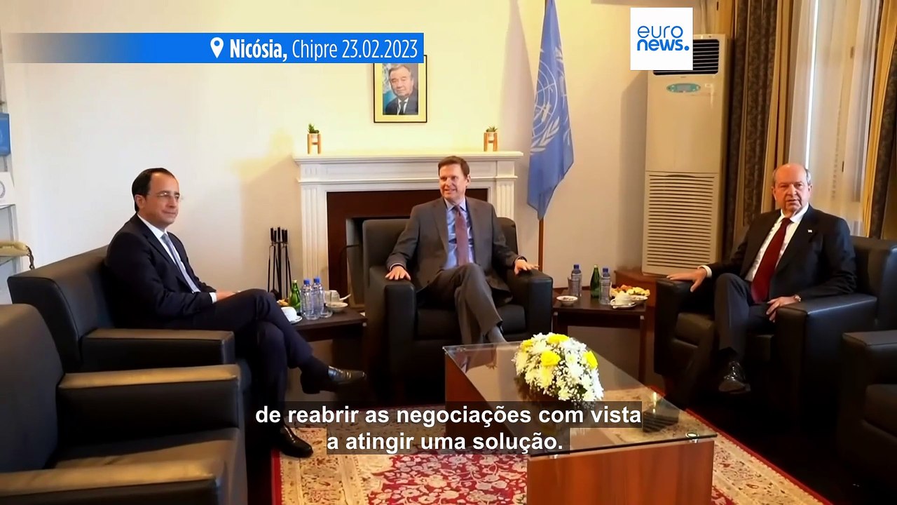 Diplomatas cipriotas turcos e cipriotas gregos reúnem-se para conversações de paz
