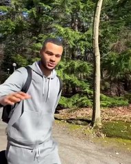 Style Kece, Para Pemain Timnas Belanda Saat Datang Ke Tempat Latihan