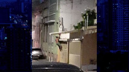 b'Furto dentro de resid\xaancia no Reduto'