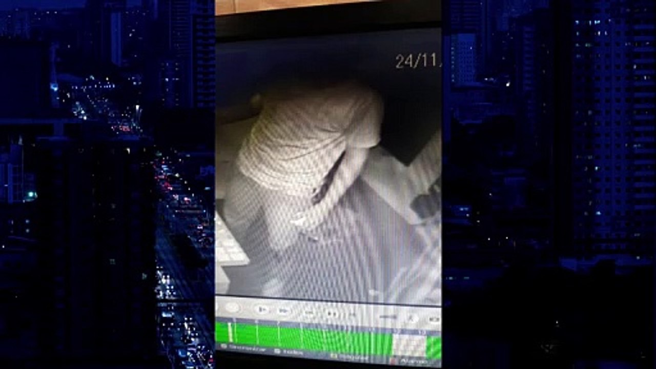 b'Polcia identifica bandido que roubou joalheria no Shopping'