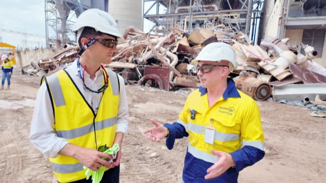 Massive costs as Australia moves away from fossil fuels to renewable energy