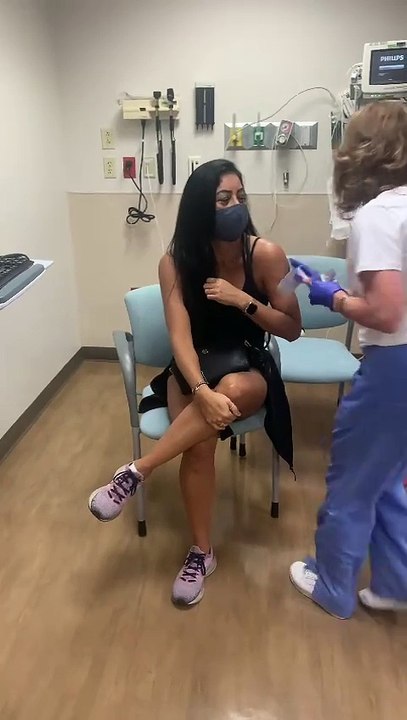 b'Paraense que trabalha nos EUA grava momento em que recebe a vacina Pfizer na Flrida'