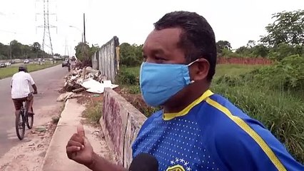 b'Lixo acumulado na Avenida Independ\xaancia '