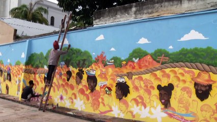 b'Trajeto do Crio ganha arte urbana em Belm '