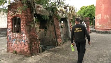 b'Corpo encontrado em praa na Cremao'