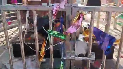 घंटा चोरी करने के दौरान अज्ञात ने मंदिर को पहुंचाया नुकसान, मौके पर पुलिस तैनात