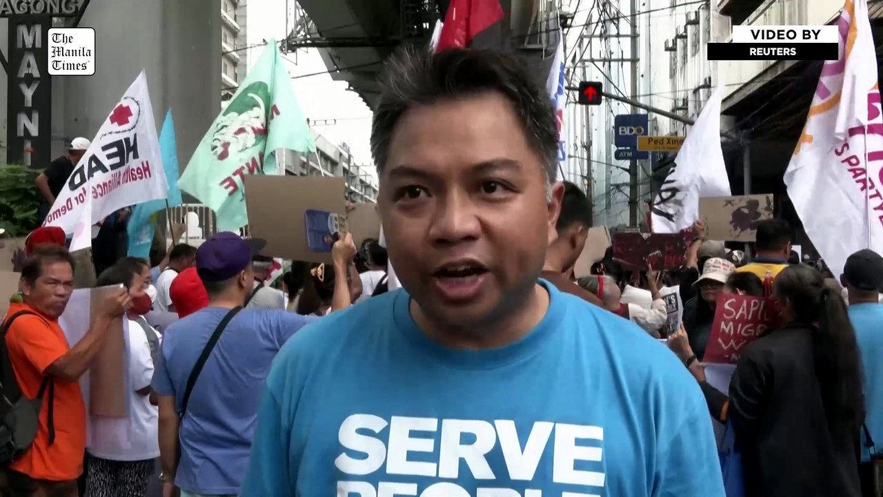 Filipino human rights activists demand PH government rejoin ICC - video ...