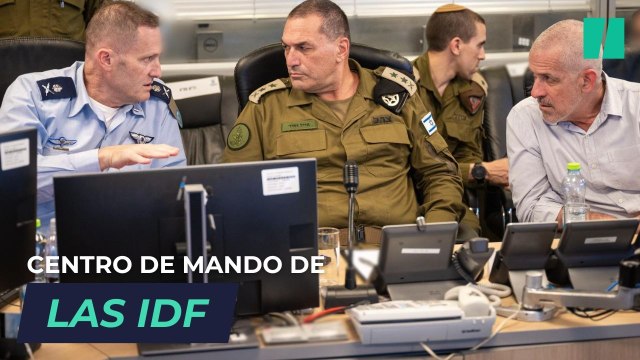 El Jefe del Estado Mayor, Teniente General Eyal Zamir, el Director de la ASI, Ronen Bar, y el Comandante en Jefe de la FAI, General de División Tomer Bar, en el Centro de Operaciones Subterráneas de la FAI, al mando de los ataques en Gaza durante la no