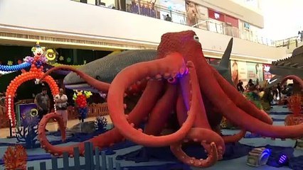 b'Exposio mostra animais marinhos em Shopping'