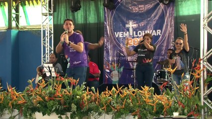 b'Igreja catlica realiza IX edio do Vem Louvar  '