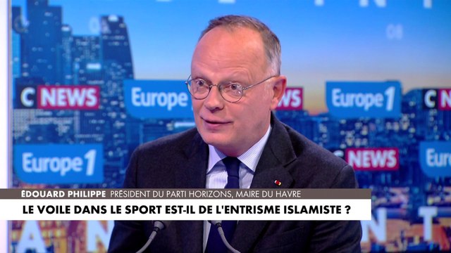 Édouard Philippe : «Une interdiction du port du voile dans le sport serait contraire à la laïcité»