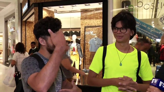 b'Coral infantil de libras faz apresentao em homenagem aos surdos'