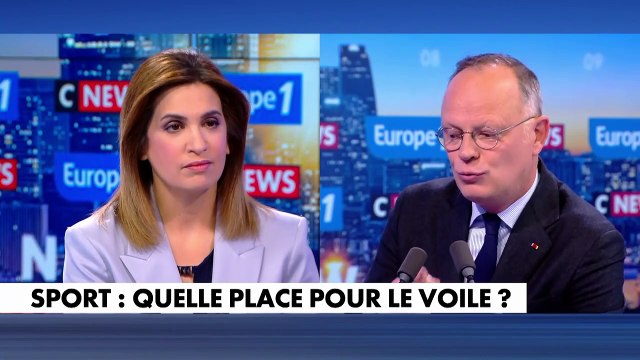 «Une interdiction du port du voile dans le sport serait contraire à ce qu'est la laïcité en France», estime Édouard Philippe