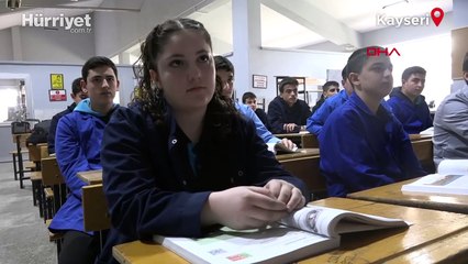 Babasının işleri kötüye gidince karar verdi... 'Sen kızsın, ne işin var' diyenleri dinlemedi