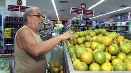 b'Preo das frutas sobe em Belm'