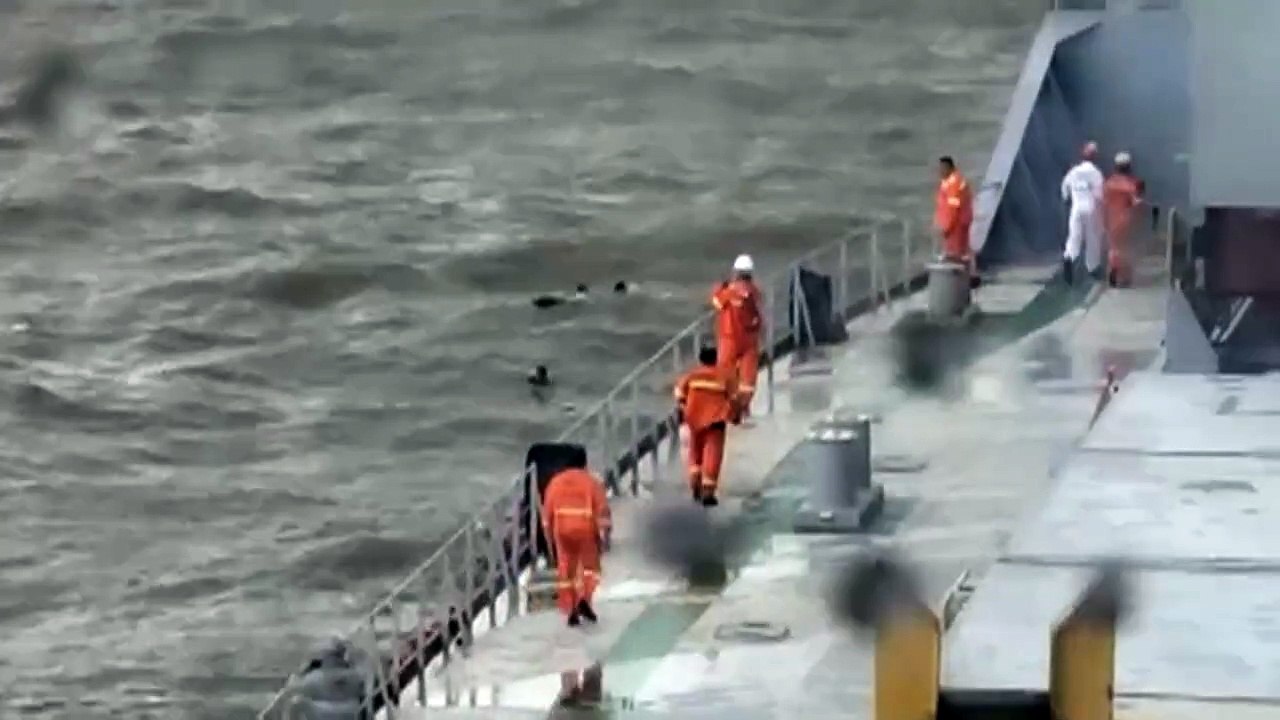 b'Embarcao naufraga em Vila do Conde'