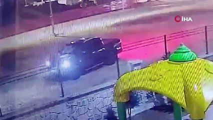 Drift attı ehliyetinden oldu! O anlar kamerada