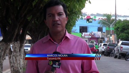 b'Gari denuncia motociclistas estacionando moto em calada'