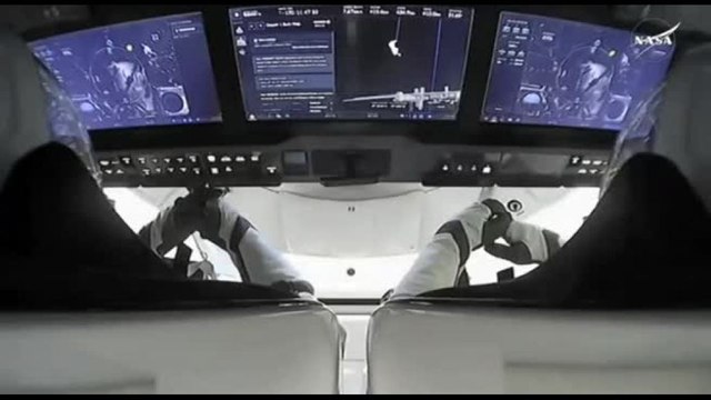 Spazio, i due astronauti Usa bloccati sull'Iss tornano a casa