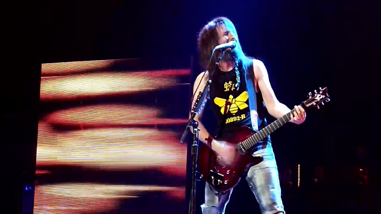 Guns N Roses - Objectify