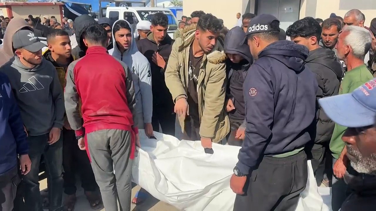 Ataques em Gaza deixaram mais de 400 mortos incluindo líder do Hamas