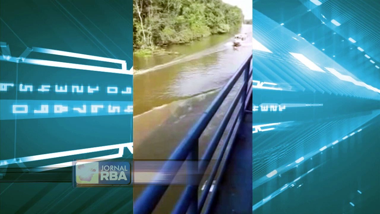 b'Homem cai do barco em Breves'