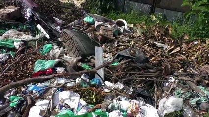 b'Lixo acumulado em Castanhal '