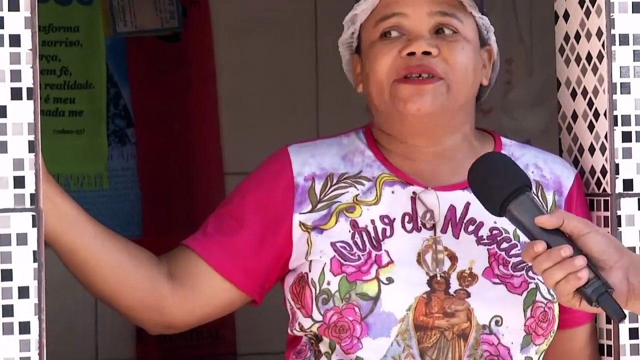 b'Jefferson Lima na TV: Bairro de Canudos'