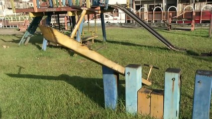 b'Praa no centro de Belm em total abandono'