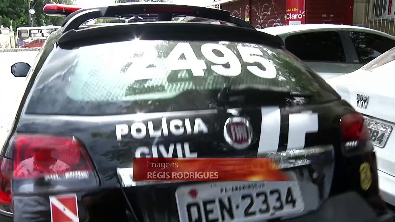 b'Preso por receptao de moto '