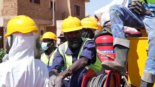 رائحة الموت تنبعث من أحد أحياء الخرطوم على وقع المعارك بين الجيش والدعم السريع