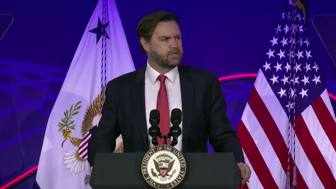 JD Vance Explains in 3 Minutes Why Globalization Failed: Innovation vs. Cheap Labor