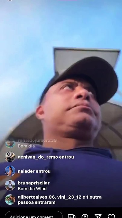 b'wlad faz live na hora da priso da PF'